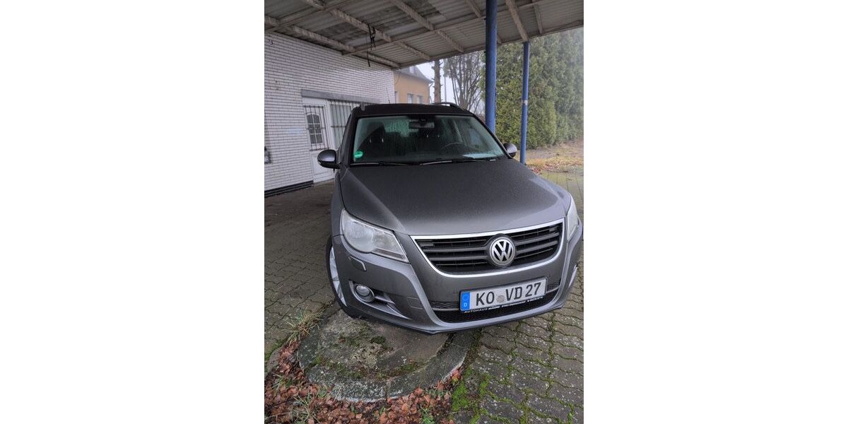 VW Tiguan 180.000 km 7.999 &euro; Bonefeld 56579
