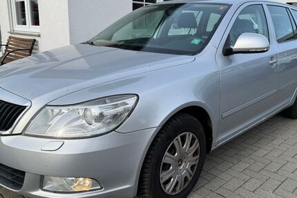 Skoda Octavia 301.586 km 2.490 &euro; Rheinbach 53359
