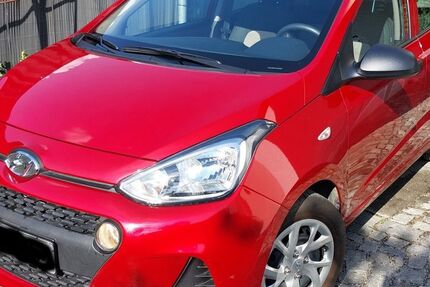 Hyundai i10 43.000 km 9.400 &euro; Burghausen 84489