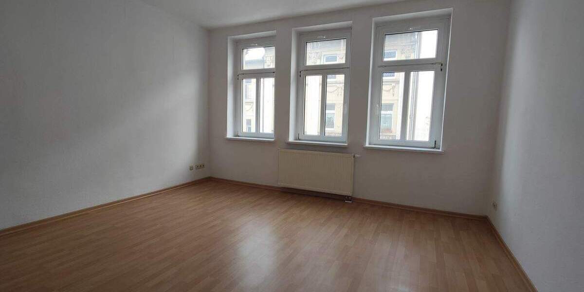 Etagenwohnung Weißenfels - 3 Zimmer, 89 m&sup2;, 530&euro; | Angebot:25050969