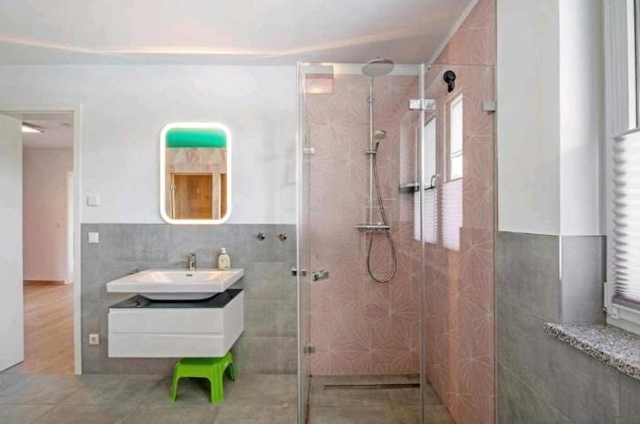 Einfamilienhaus Röbel/Müritz Müritz - 3 Zimmer, 105 m&sup2;, 1.100&euro; | Angebot:24294555