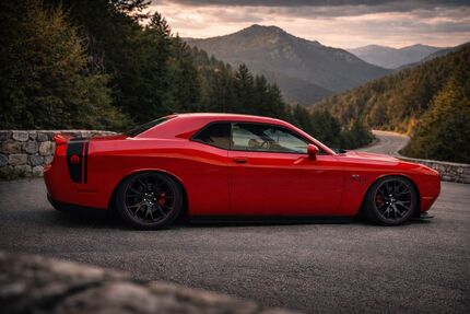 Dodge Challenger 20.000 km 12.345 &euro; Külsheim 97900