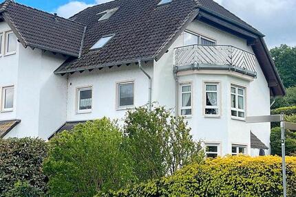 Helle 5-Zimmer-Maisonett-Wohnung mit Balkon, Einbauküche und Stellplätze in Hadamar! 5 zimmer