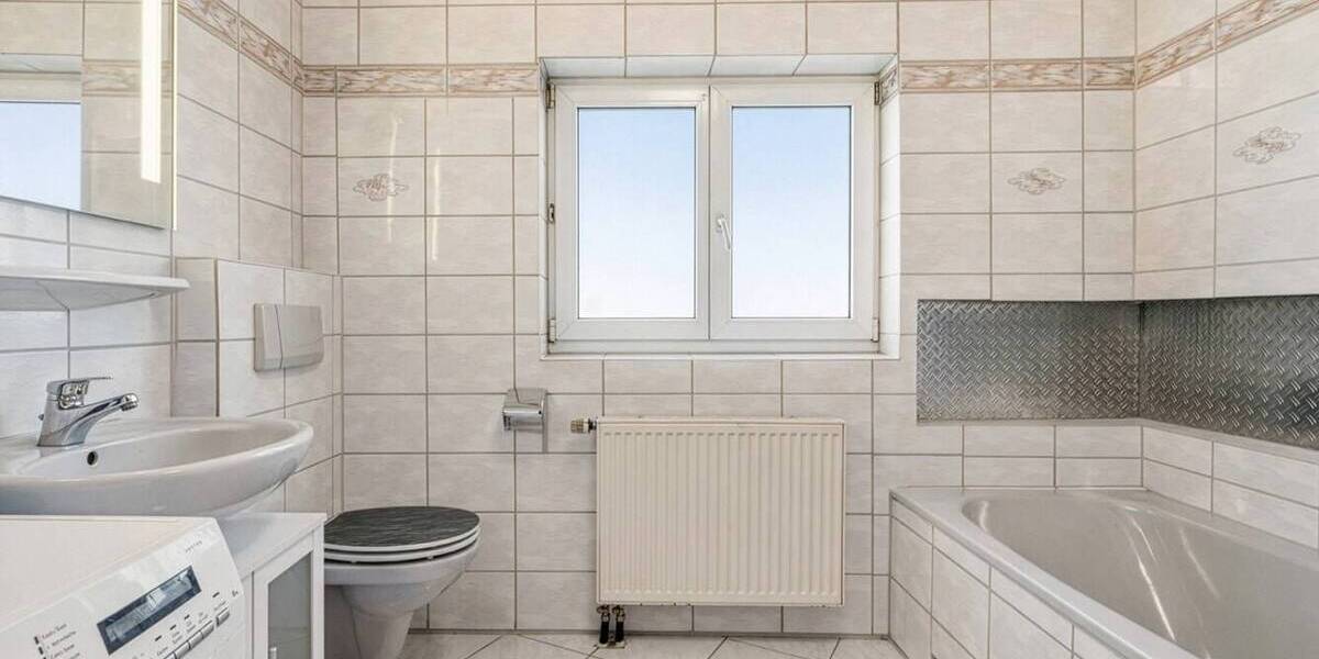 Mehrfamilienhaus, Wohnhaus Pfullendorf - 9 Zimmer, 201 m&sup2;, 439.000&euro; | Angebot:26358735