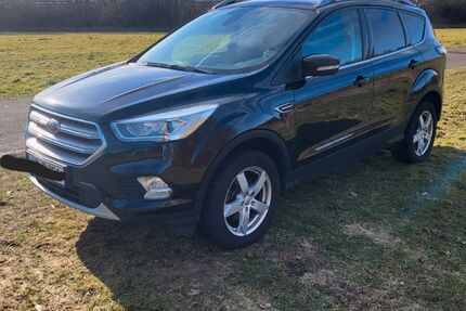 Ford Kuga 109.000 km 11.500 &euro; Kellinghusen 25548