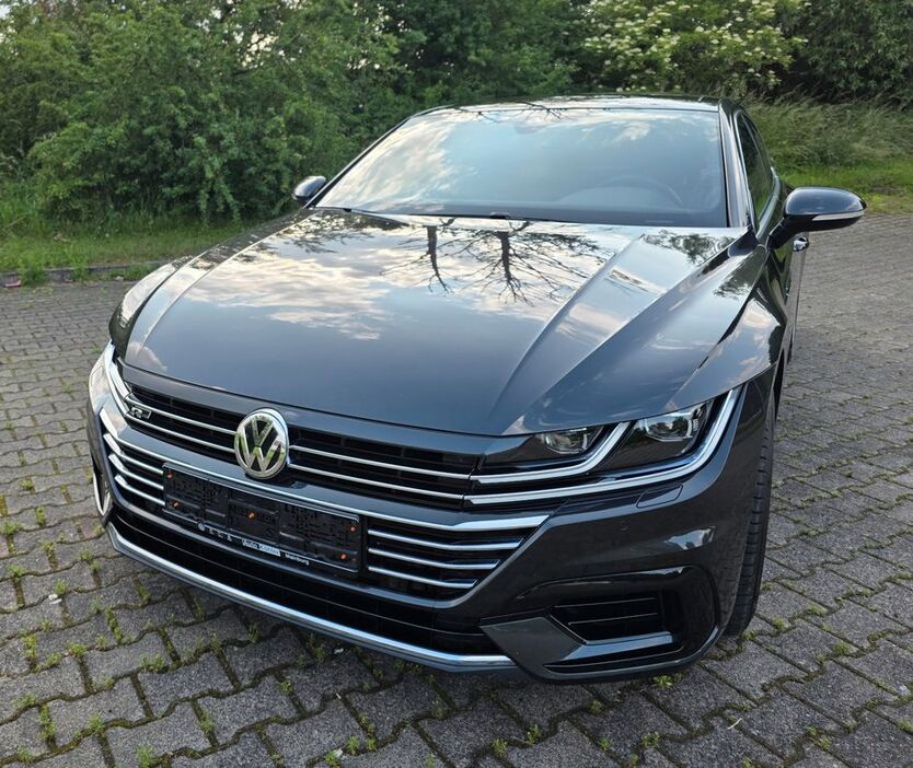 VW Arteon 98.000 km 29.000 € Coburg 96450