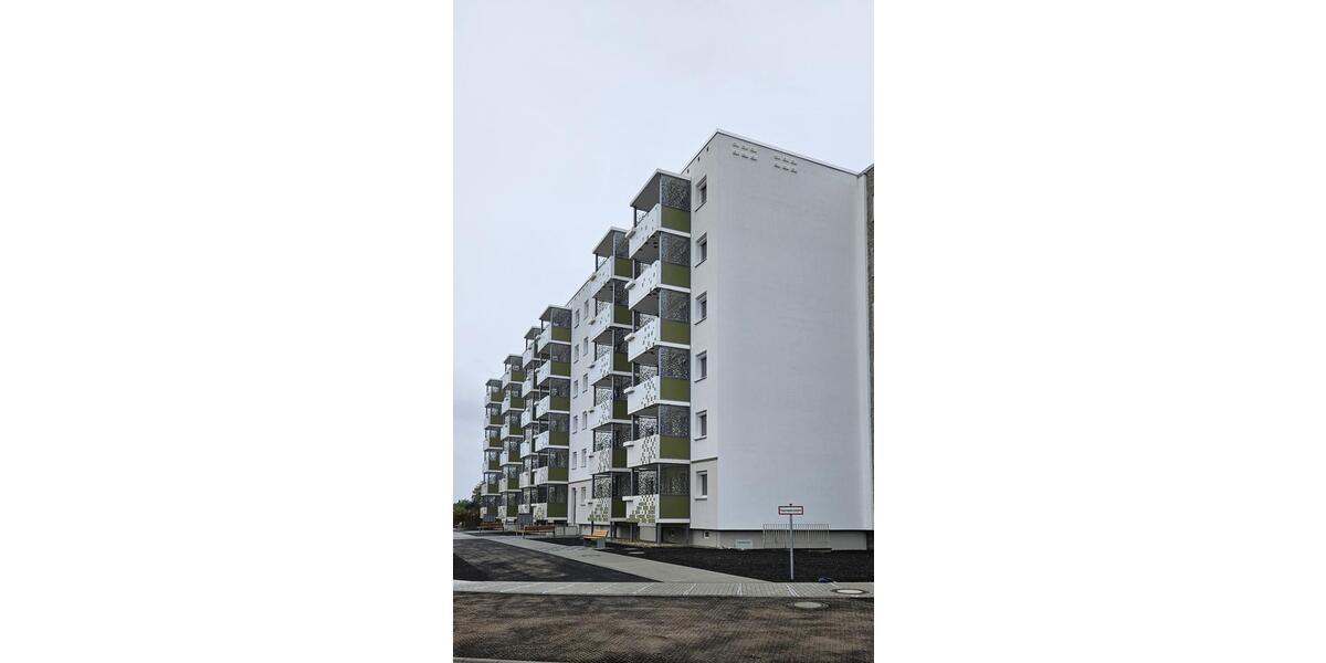 Renovierte 3-Raumwohnung mit Fahrstuhl und Abstellraum (auf der Etage) zimmer