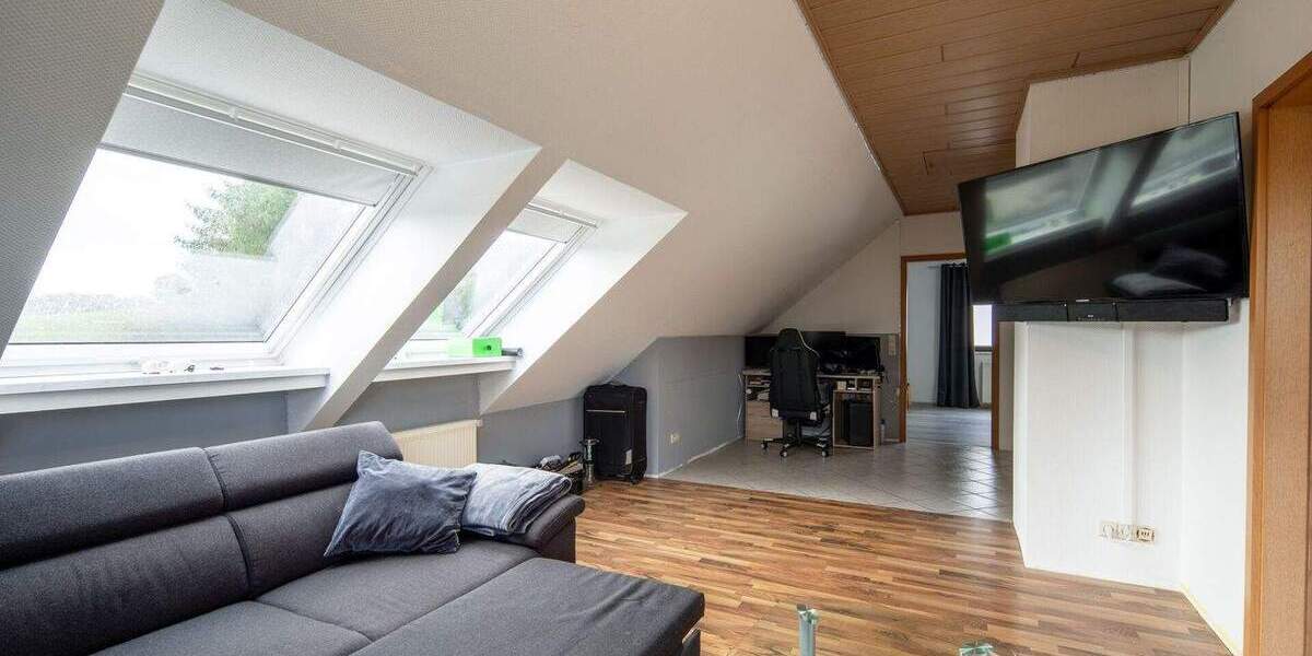 Mehrfamilienhaus, Wohnhaus Finnentrop Hülschotten - 8 Zimmer, 176 m&sup2;, 389.000&euro; | Angebot:25800581