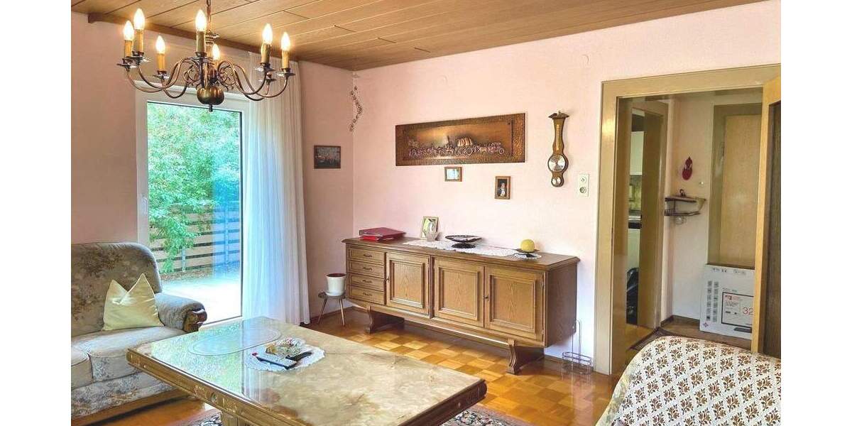 Mehrfamilienhaus, Wohnhaus Cadolzburg - 5 Zimmer, 110 m&sup2;, 385.000&euro; | Angebot:25676928