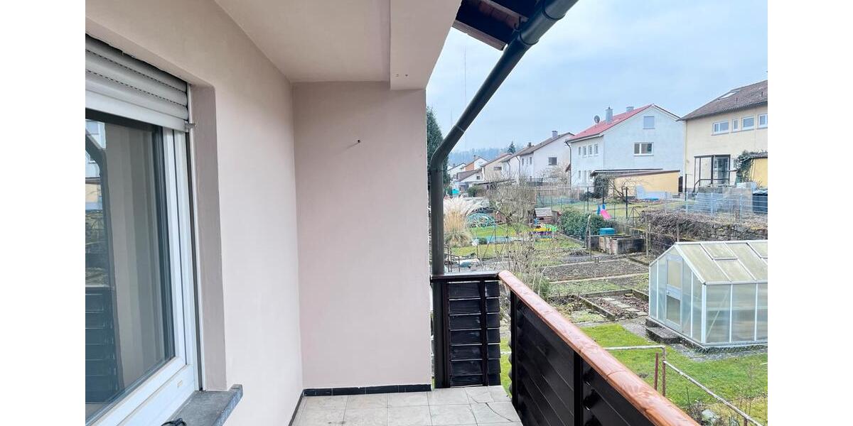 Etagenwohnung Mühlacker - 3 Zimmer, 77 m&sup2;, 800&euro; | Angebot:24850522