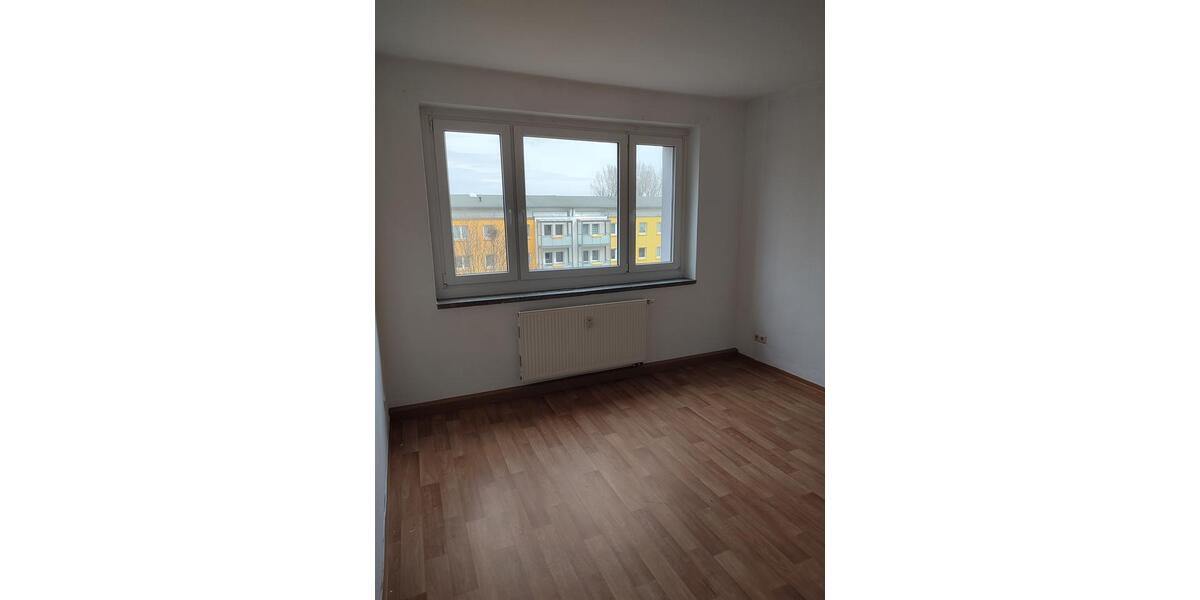 Etagenwohnung Kamenz - 5 Zimmer, 84 m&sup2;, 570&euro; | Angebot:25907378