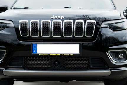Jeep Cherokee 62.000 km 19.999 &euro; Garching bei München 85748