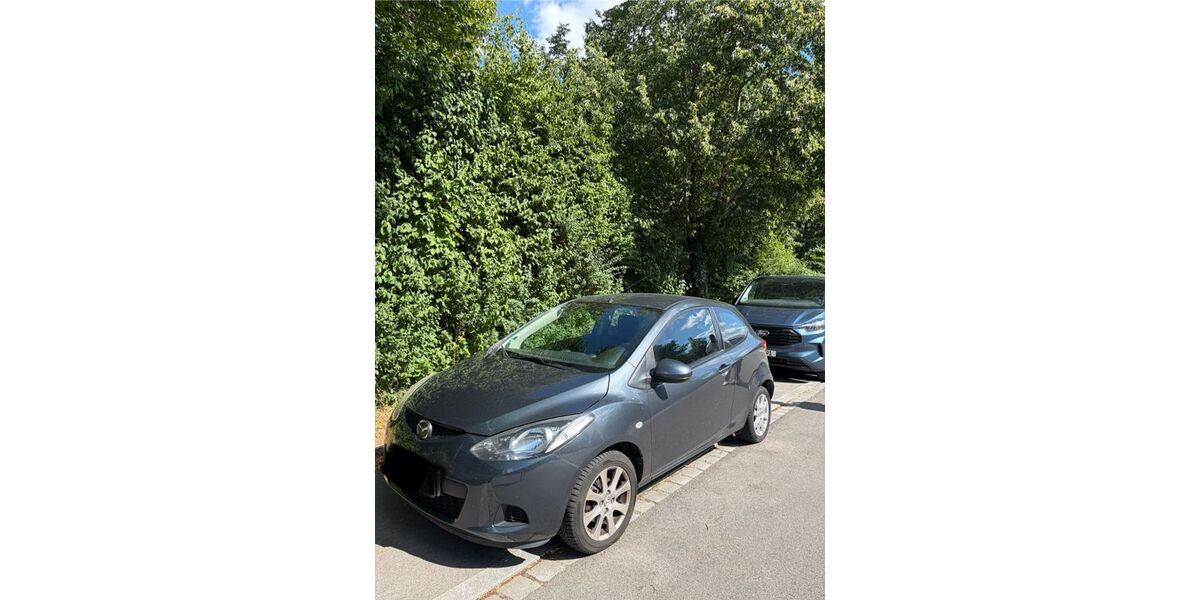 Mazda 2 124.500 km 2.790 &euro; Taufkirchen 82024