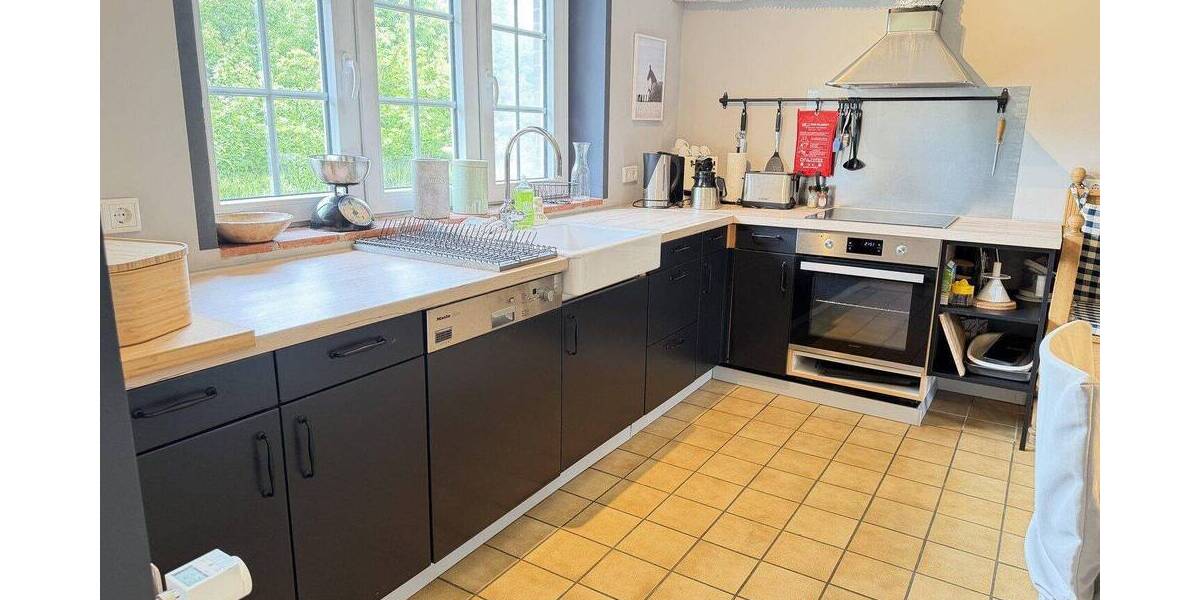 Mehrfamilienhaus, Wohnhaus Aventoft - 7 Zimmer, 180 m&sup2;, 480.000&euro; | Angebot:26879429
