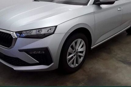 Skoda Scala 12.849 km 24.890 &euro; Dresden 01169