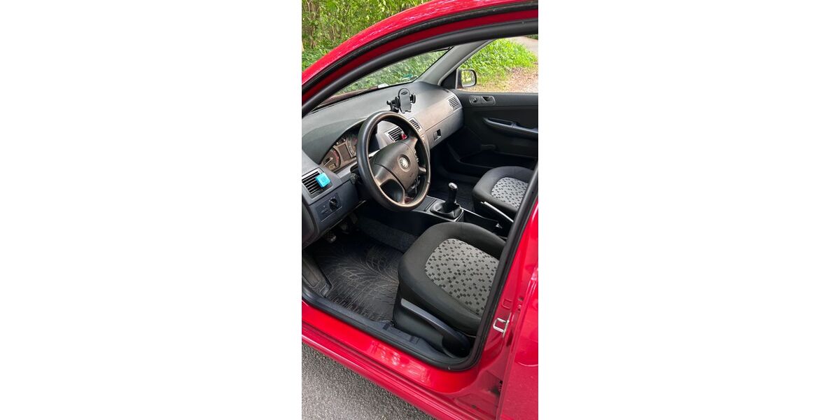 Skoda Fabia 157.458 km 850 &euro; Bremervörde 27432