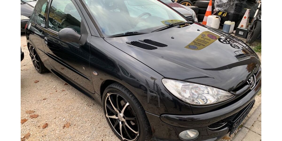 Peugeot 206 149.800 km 2.700 &euro; Nürnberg 90431