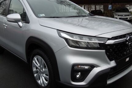 Suzuki (SX4) S-Cross 10.555 km 24.585 € Föritztal OT Neuhaus-Schierschnitz 96524