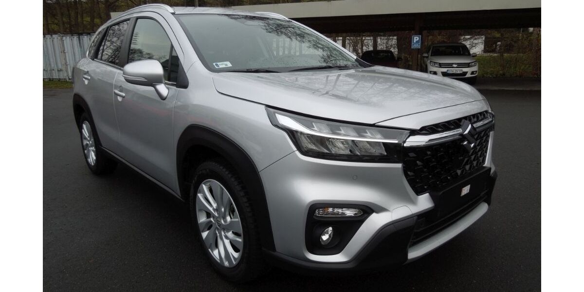 Suzuki (SX4) S-Cross 10.555 km 24.585 € Föritztal OT Neuhaus-Schierschnitz 96524