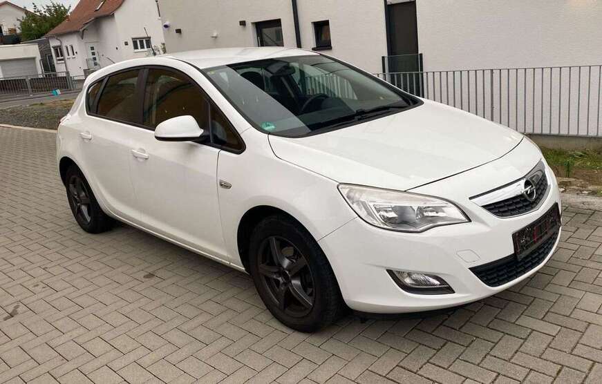 Opel Astra 124.000 km 4.400 € Alsbach 64319 Pfungstadt 64665