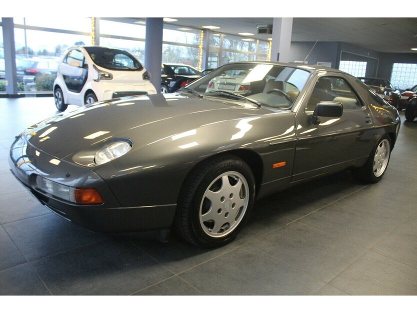 Porsche 928 GT - OLDTIMER - Schiebedach - Klima - 122.303 km 46.980 € Euskirchen 53881