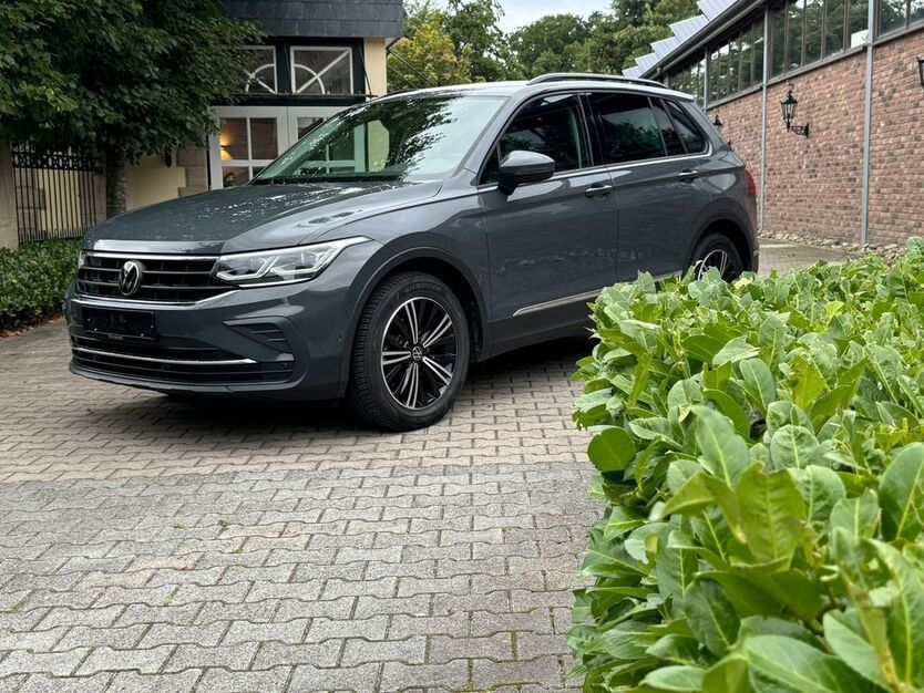 VW Tiguan 22.500 km 32.850 € Gütersloh 33335