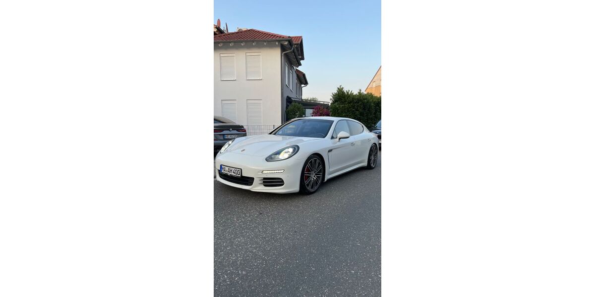 Porsche Panamera 198.000 km 29.900 &euro; Mannheim 68239