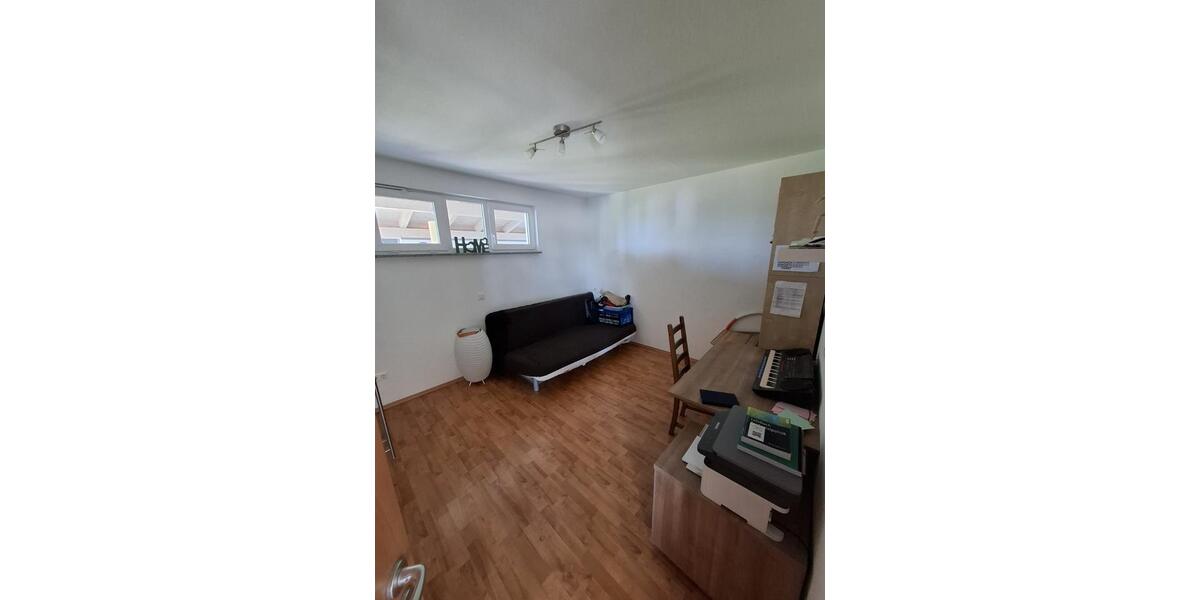 Einfamilienhaus Leutershausen - 3 Zimmer, 77 m&sup2;, 780&euro; | Angebot:26341983