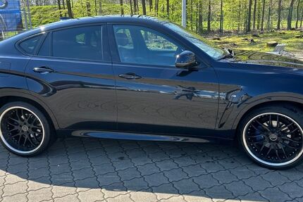 BMW X6 153.000 km 28.990 &euro; Westoverledingen 26810