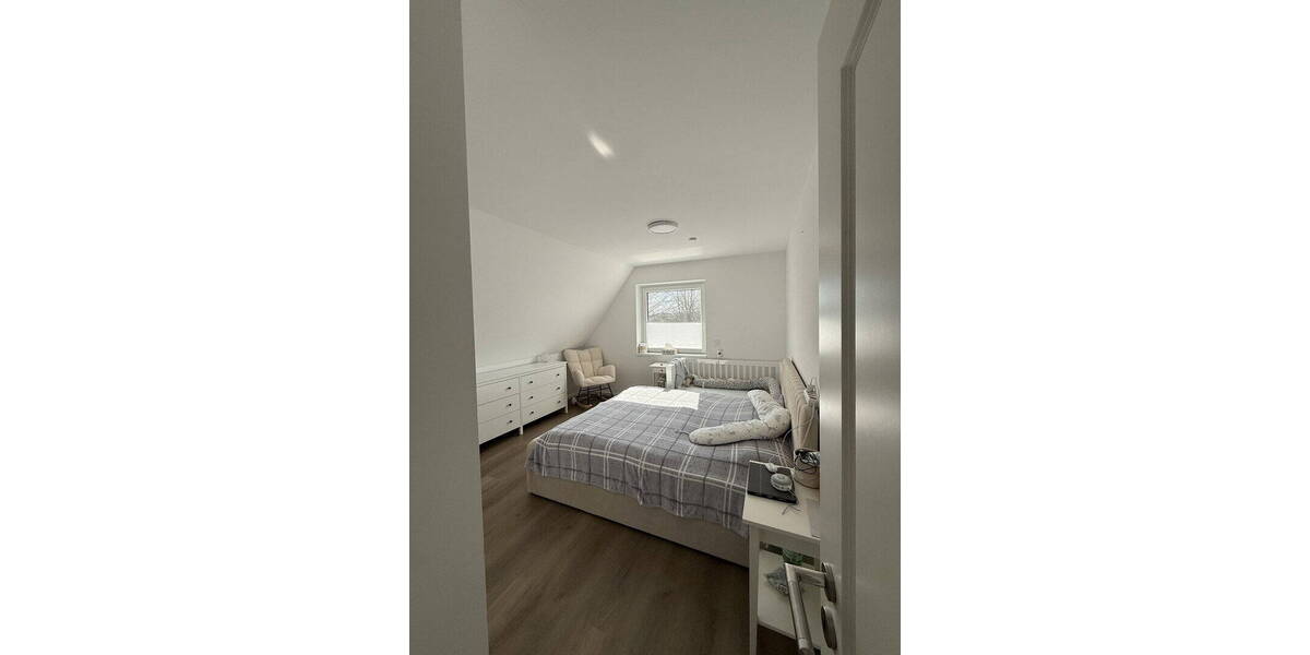 Einfamilienhaus Ahrensburg - 6 Zimmer, 137 m&sup2;, 650.000&euro; | Angebot:26080543