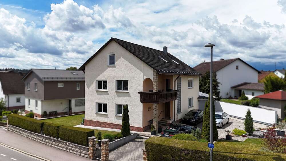 Einfamilienhaus Burglengenfeld - 6 Zimmer, 244 m&sup2;, 455.000&euro; | Angebot:26683576