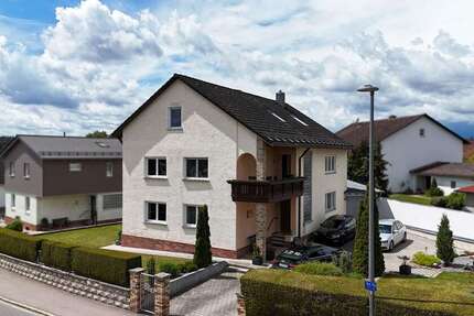 Haus Burglengenfeld - 6 Zimmer, 244 m&sup2;, 455.000&euro; | Angebot:26683576