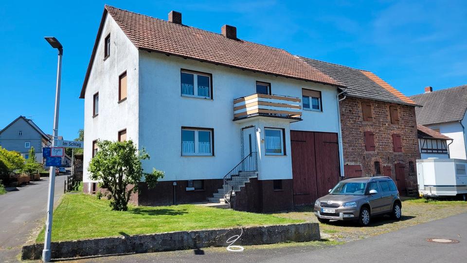 Einfamilienhaus Borken (Hessen) - 5 Zimmer, 166 m&sup2;, 180.000&euro; | Angebot:26987858