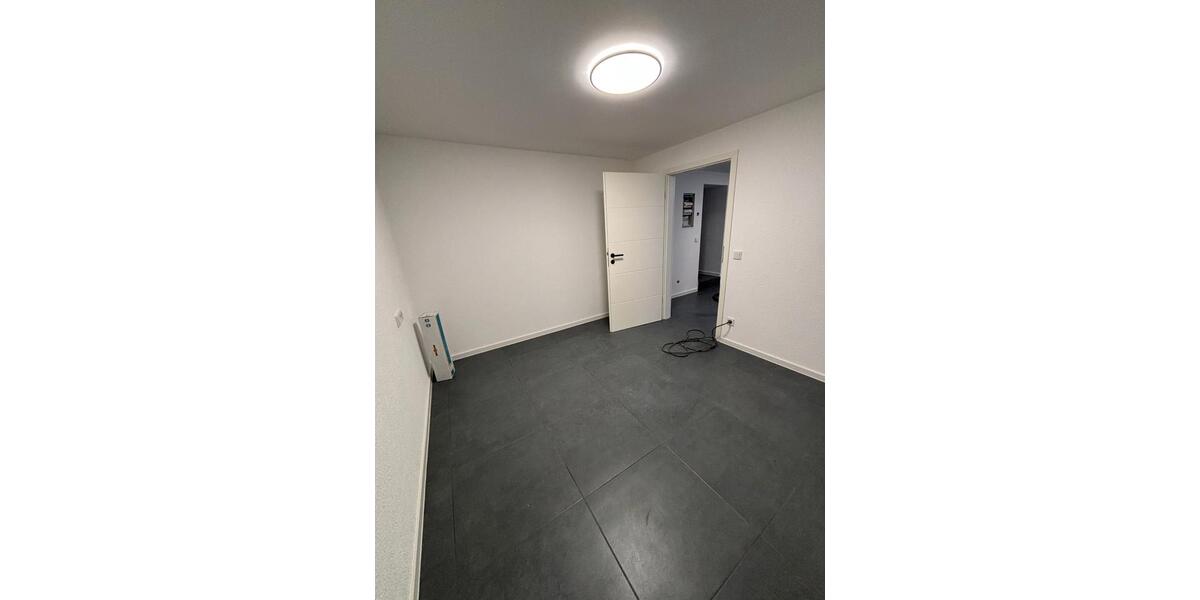 Etagenwohnung Schiffweiler - 2 Zimmer, 45 m&sup2;, 500&euro; | Angebot:26147369