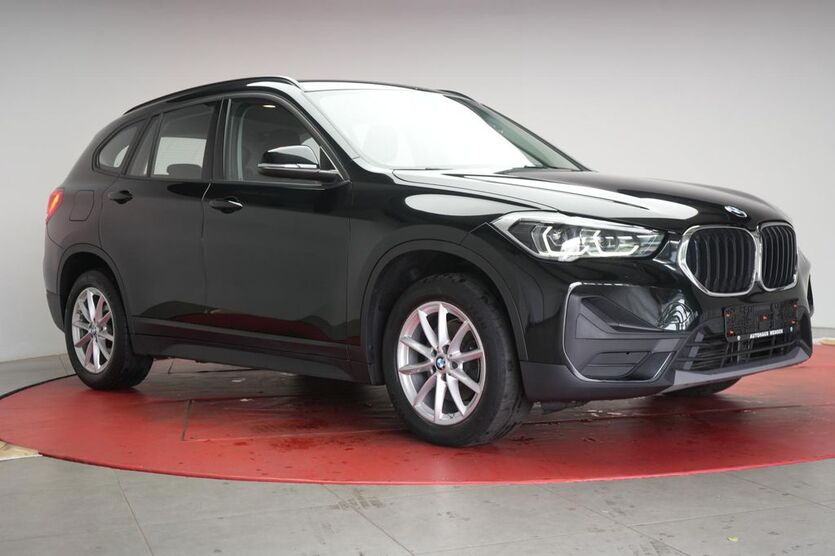 BMW X1 102.000 km 20.490 € Braunschweig 38110