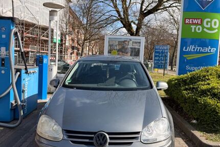 VW Golf 230.000 km 3.700 &euro; Hamburg 22089