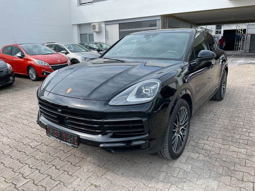 Porsche Cayenne 45.000 km 69.955 € Stuttgart 70597