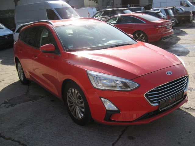 Ford Focus 197.170 km 5.900 € Berlin-Spandau 13581