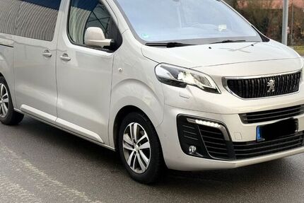 Peugeot Traveller
