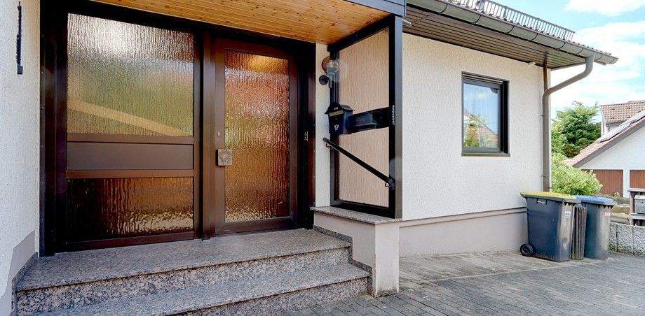 Mehrfamilienhaus, Wohnhaus Reutlingen Betzingen - 6 Zimmer, 182 m&sup2;, 598.000&euro; | Angebot:24756184