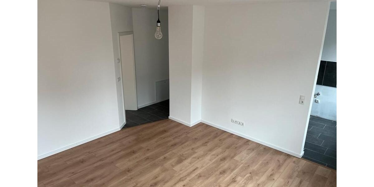 Etagenwohnung Raguhn-Jeßnitz Jeßnitz (Anhalt) - 3 Zimmer, 63 m&sup2;, 750&euro; | Angebot:25516829