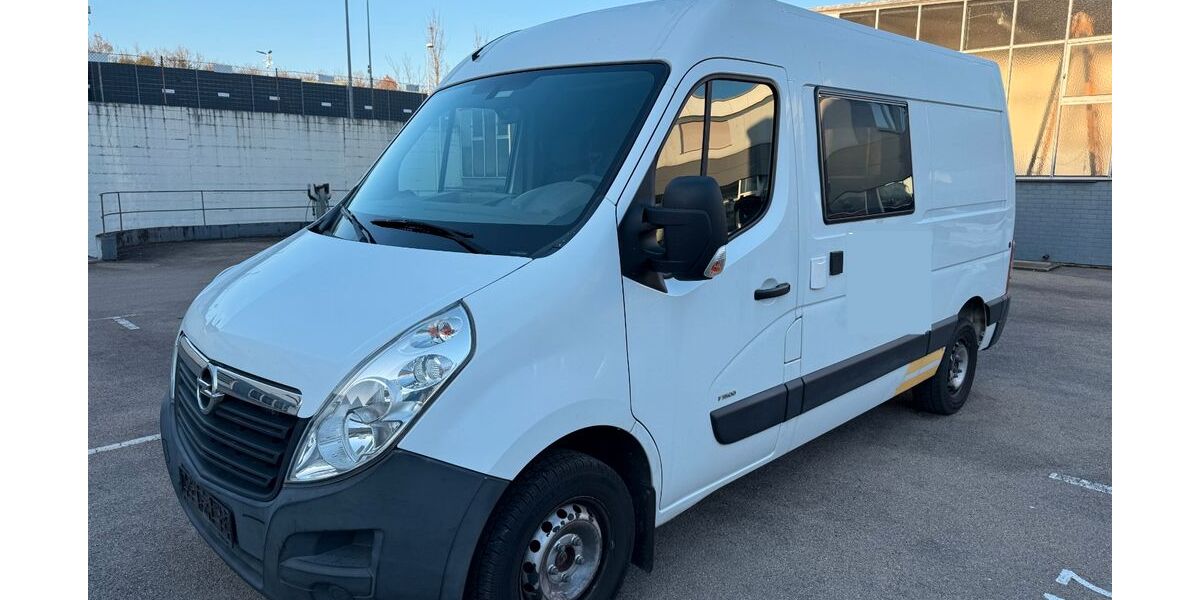 Opel Movano 94.000 km 13.490 &euro; Münchingen 70825