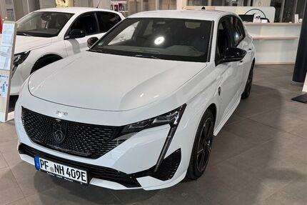 Peugeot 308 8.000 km 31.800 € Pforzheim 75177