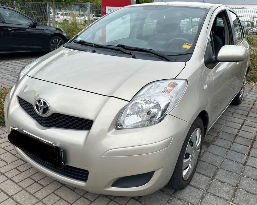 Yaris