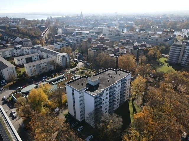 KN-Petershausen: 3-Zimmer ETW mit Fernsicht, Balkon und Außenstellplatz - kurzfristig frei 3 zimmer