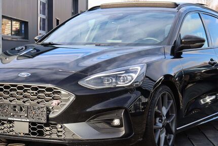 Ford Focus 132.301 km 16.451 &euro; Flörsheim am Main 65439