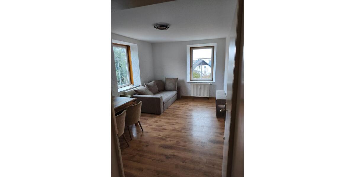 Etagenwohnung Bad Liebenstein - 3 Zimmer, 60 m&sup2;, 490&euro; | Angebot:25991223