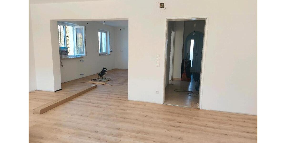 Reihenhaus Mauerstetten - 6 Zimmer, 140 m&sup2;, 1.540&euro; | Angebot:26156252
