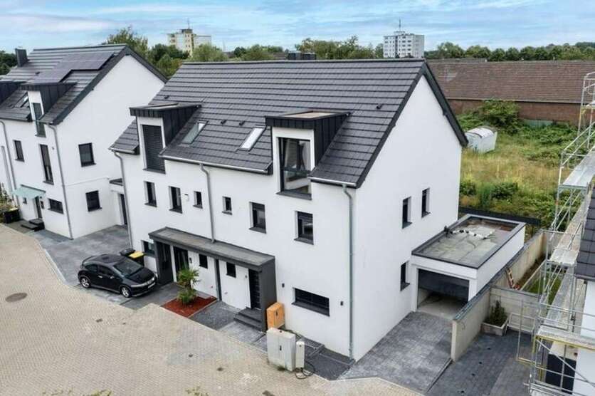 Haus zum Kaufen in Meerbusch 1.275.000 € 212 m²