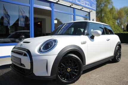 Mini Cooper SE 16.300 km 21.950 &euro; Emden 26721